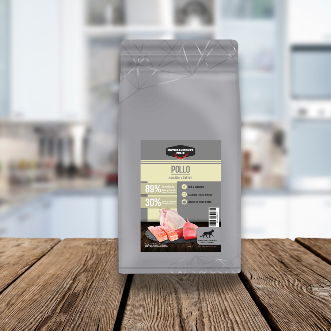 Pienso Natural para gato Pollo, atún y salmón bolsa con zip