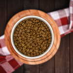 Pienso Natural para gato Pollo, atún y salmón tamaño croqueta